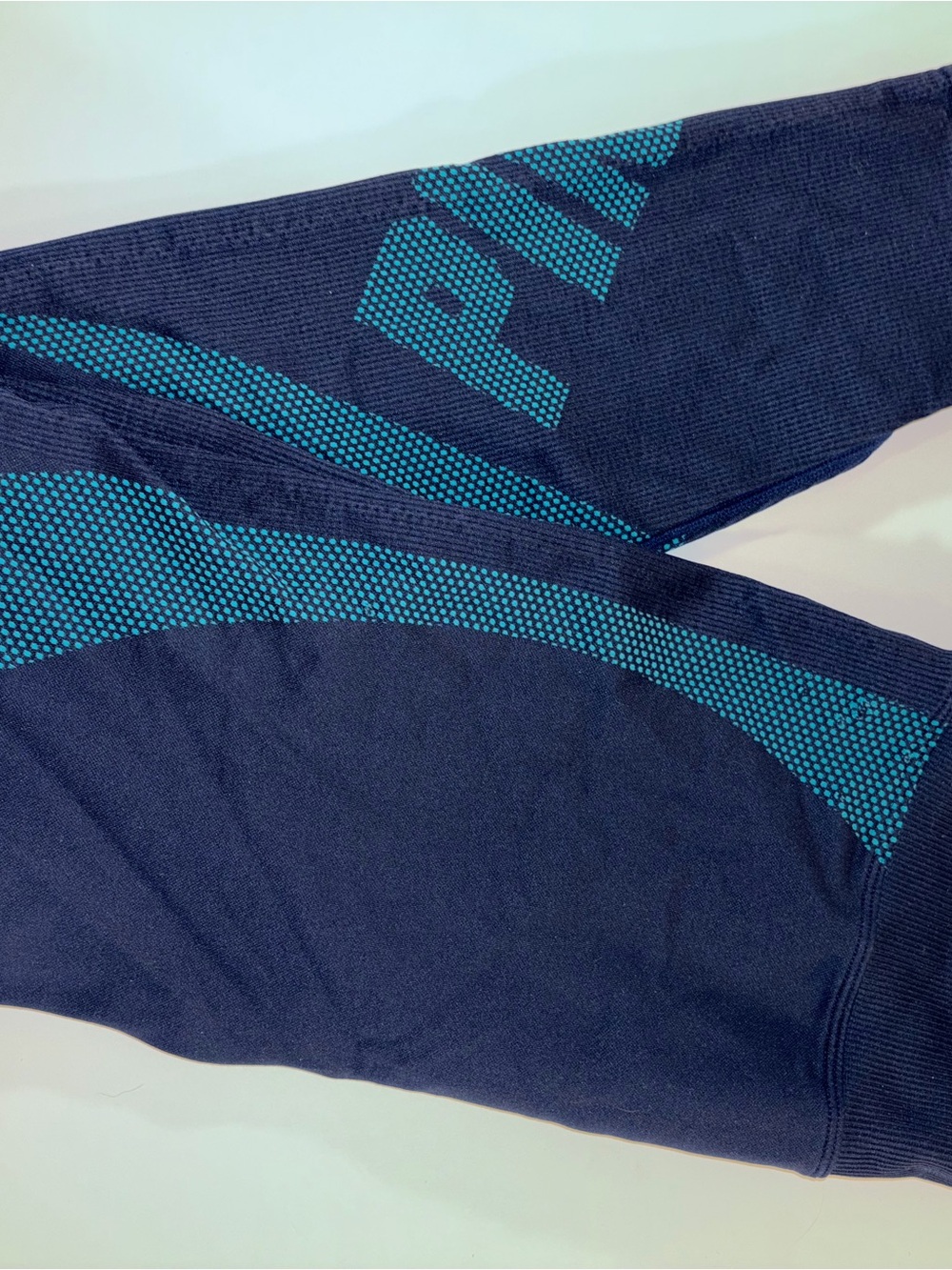 PINK Active Women’s Leggings Size L Blue Teal Seamless Workout Athletic